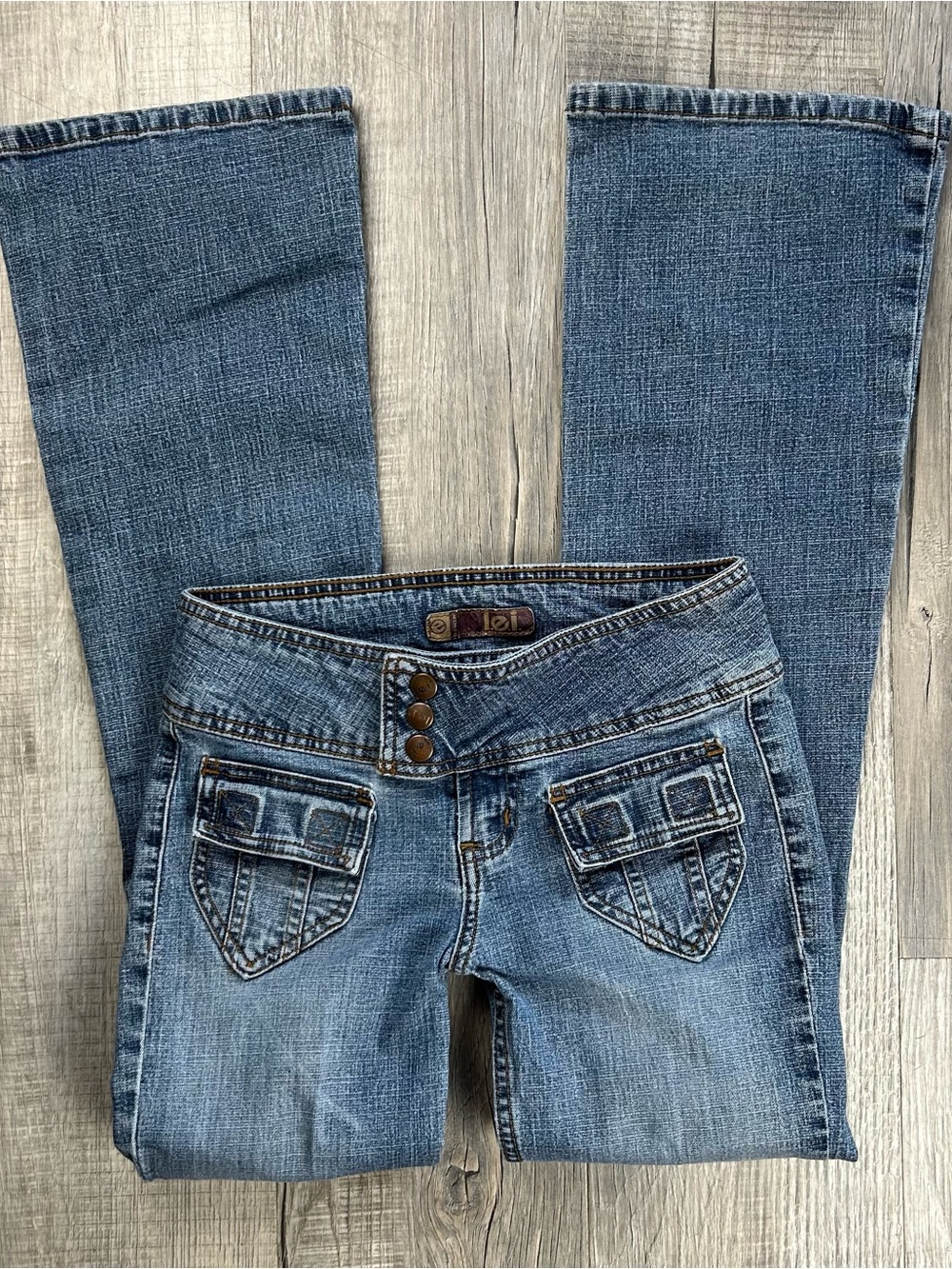 Y2K vintage L.E.I Low Rise Flare Jeans Size 1 with Velcro Pockets EUC